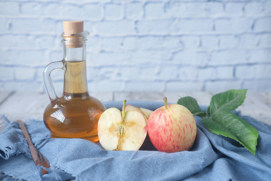 Apple Cider Vinegar For Seborrheic Dermatitis &amp; Dandruff: Does It Work?